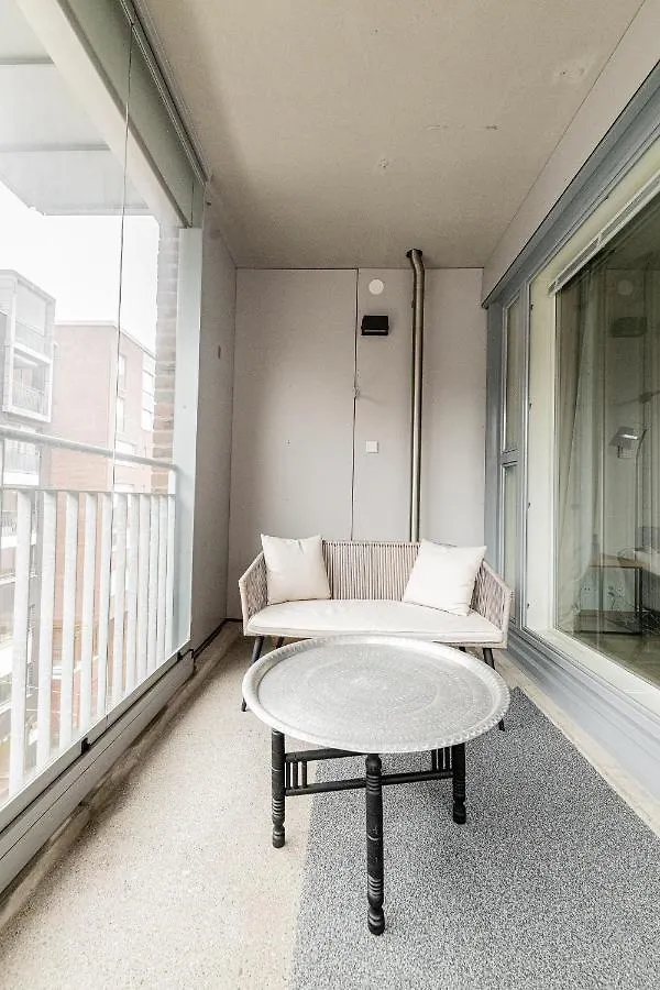 Apartment, Sleepwell, Tyynimeri With Private Parking And Optional Private Sauna Helsinki 0*,  Finland