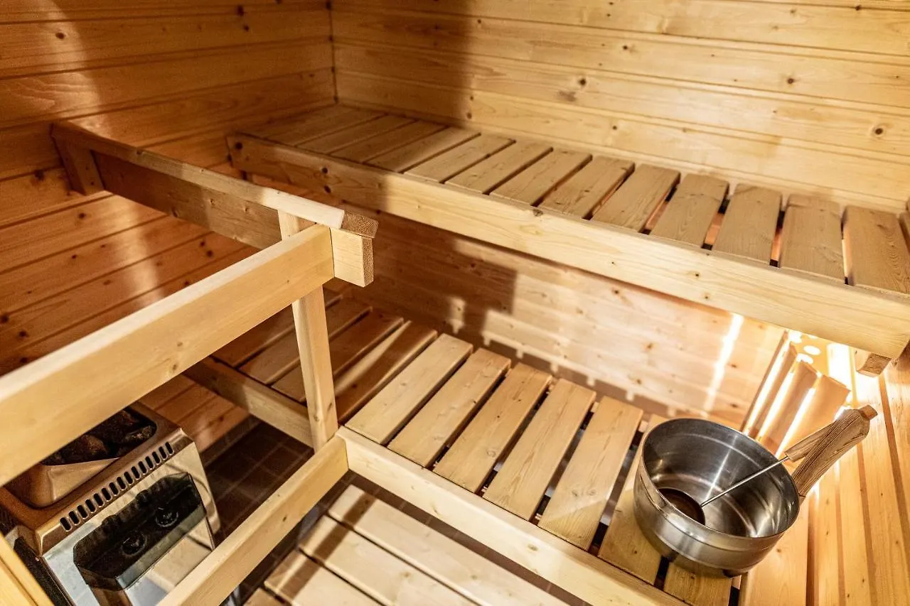 Apartment, Sleepwell, Tyynimeri With Private Parking And Optional Private Sauna Helsinki