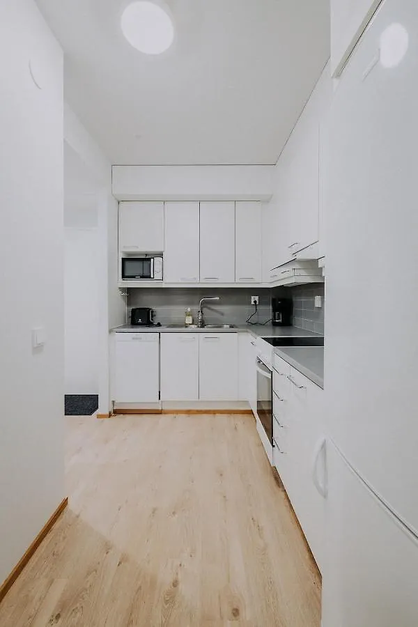 Apartment Apartment, Sleepwell, Tyynimeri With Private Parking And Optional Private Sauna Helsinki