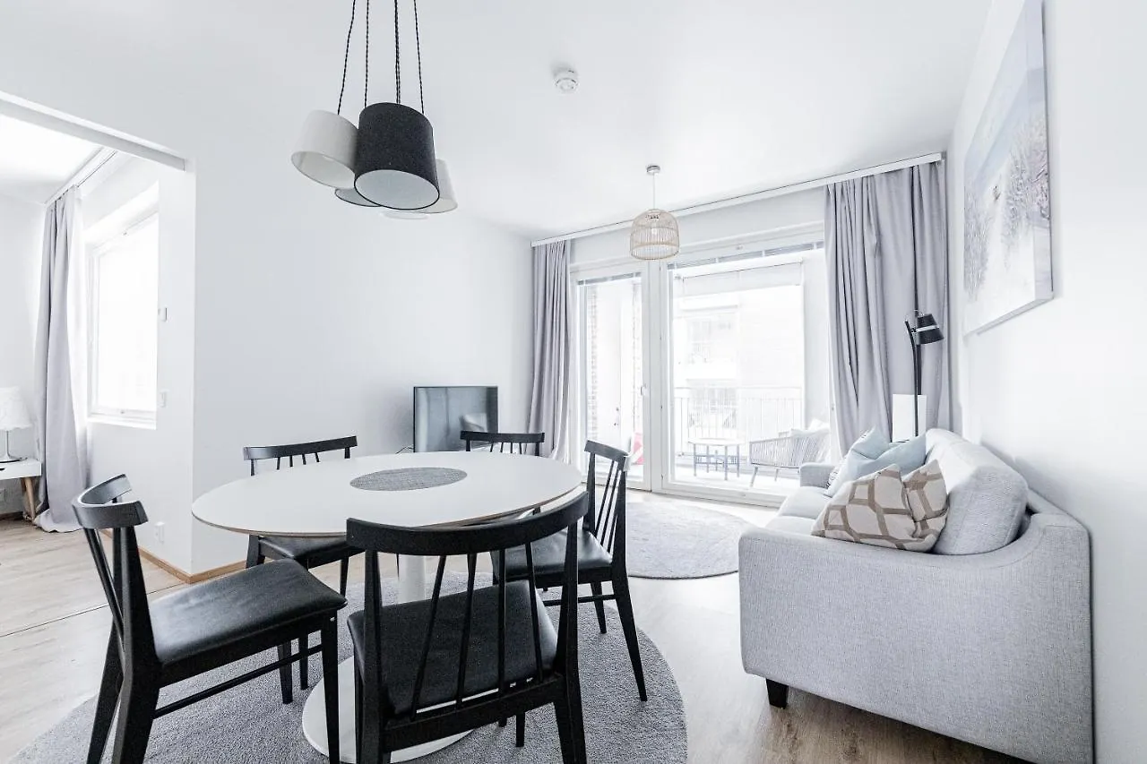 Apartment, Sleepwell, Tyynimeri With Private Parking And Optional Private Sauna Helsinki Finland
